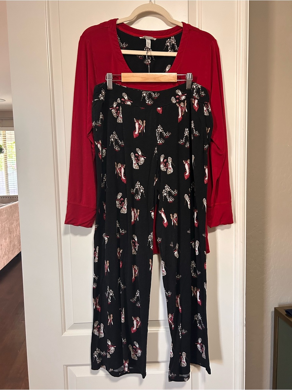 🐆👠🥱Soma Leopard High Heels Long Sleeve Top 🌙 Black Pajama Lounge Pants👠😴🐆